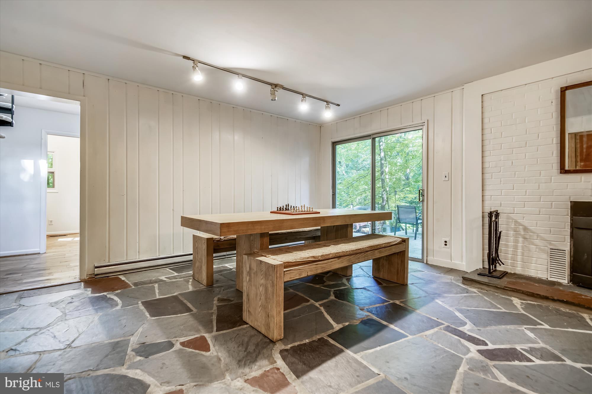 14711 Reserve Road Accokeek, MD 20607 - Photo 16 of 63 Dining room