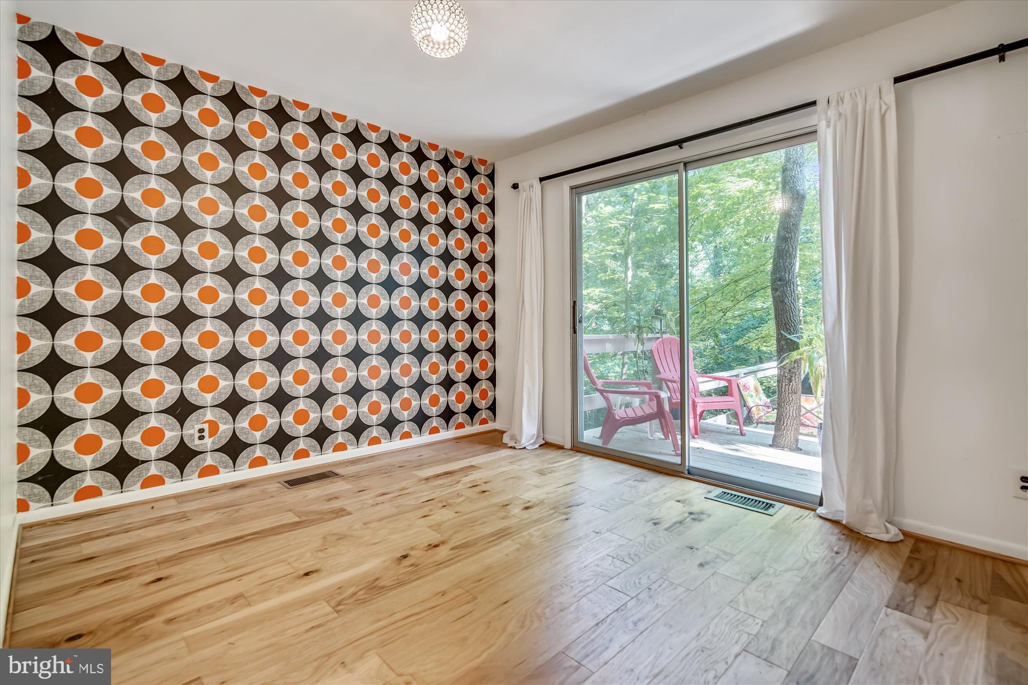 14711 Reserve Road Accokeek, MD 20607 - Photo 28 of 63 Bedroom opens to large step down deck
