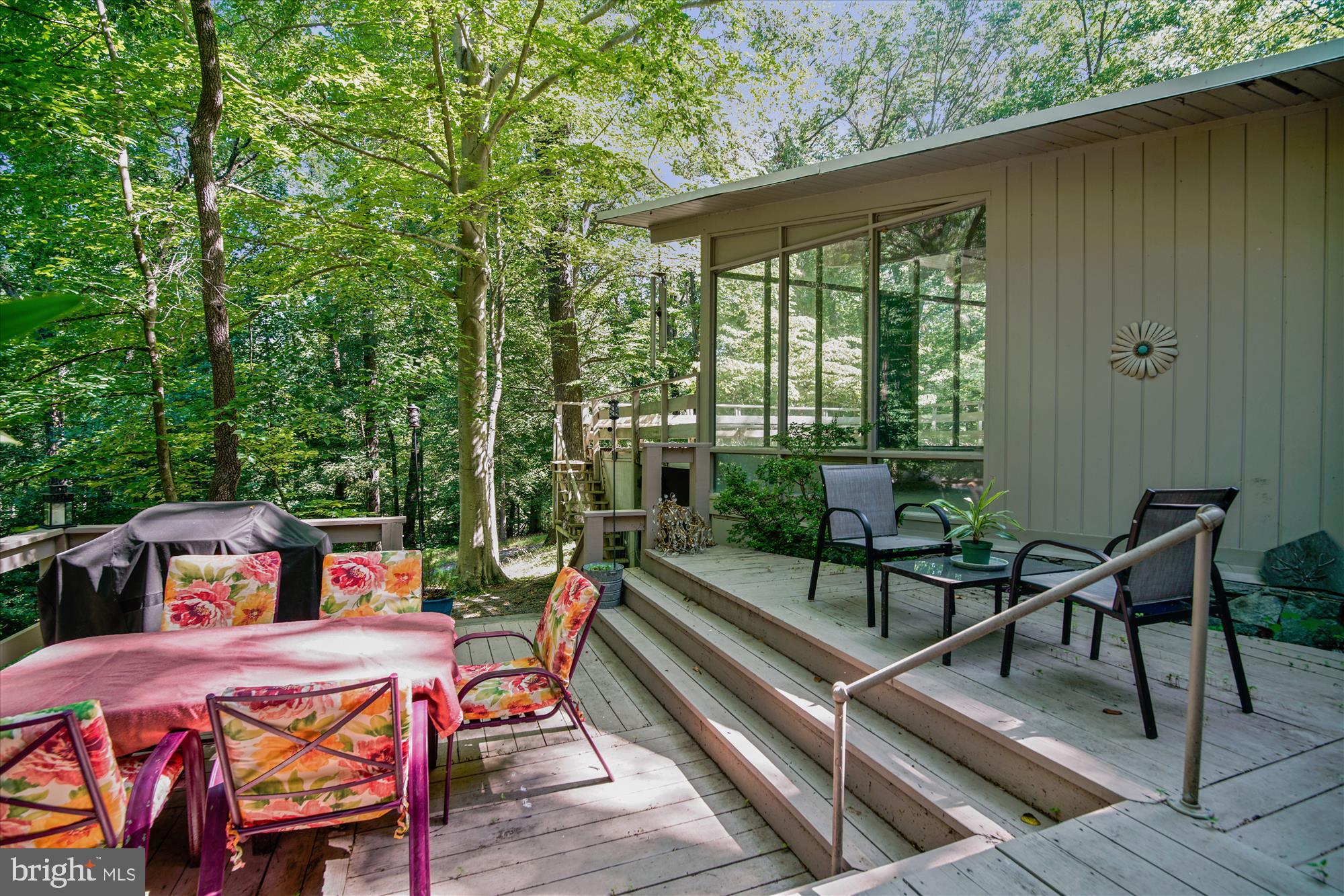 14711 Reserve Road Accokeek, MD 20607 - Photo 7 of 63 Step down deck off dining room