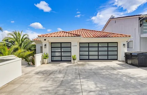 $2,698,000 | 12344 Circula Panorama Place, Santa Ana, CA 92705