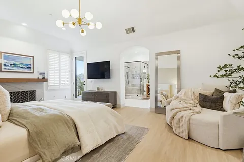 $2,698,000 | 12344 Circula Panorama Place, Santa Ana, CA 92705