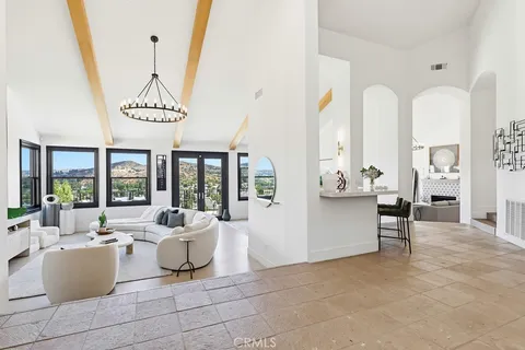 $2,698,000 | 12344 Circula Panorama Place, Santa Ana, CA 92705