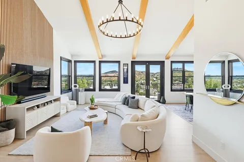 $2,698,000 | 12344 Circula Panorama Place, Santa Ana, CA 92705