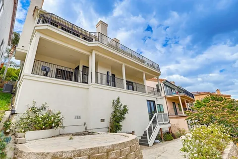 $2,698,000 | 12344 Circula Panorama Place, Santa Ana, CA 92705