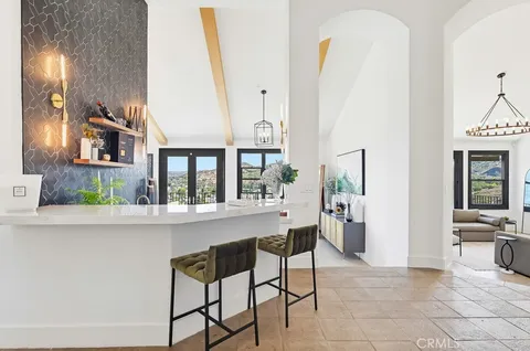 $2,698,000 | 12344 Circula Panorama Place, Santa Ana, CA 92705
