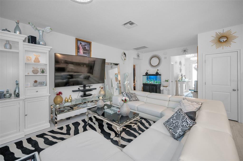 944 Old Windsor Way Spring Hill, FL 34609 - Photo 14 of 59