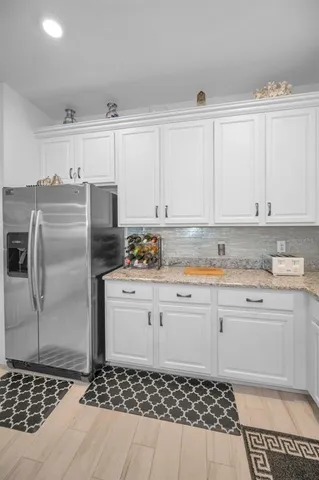 $370,000 | 944 Old Windsor Way, Spring Hill, FL 34609