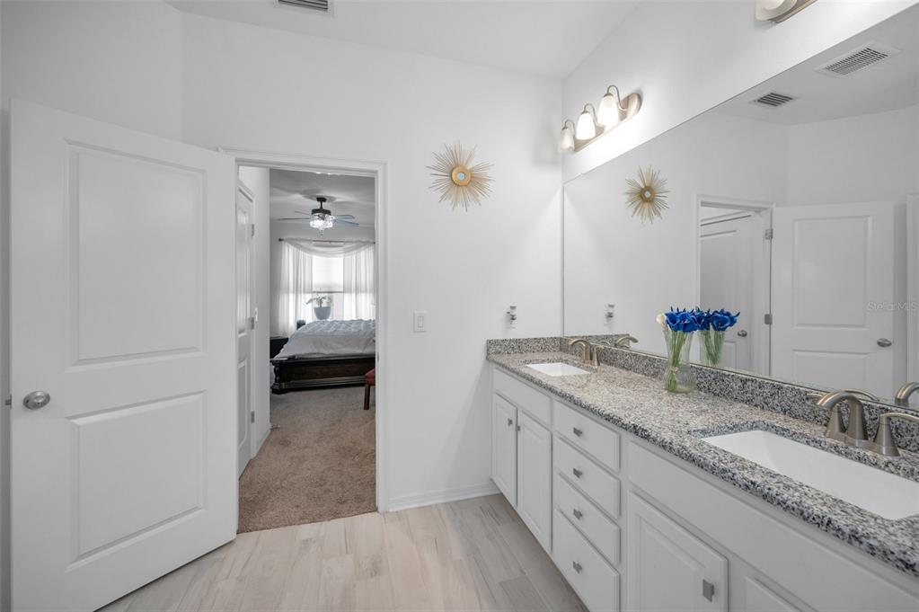 944 Old Windsor Way Spring Hill, FL 34609 - Photo 33 of 59