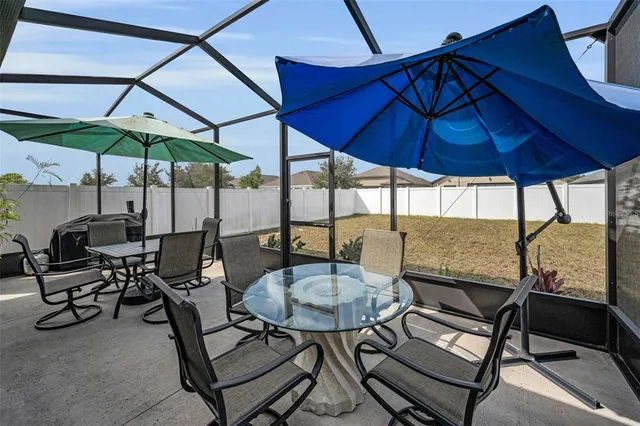 $370,000 | 944 Old Windsor Way, Spring Hill, FL 34609