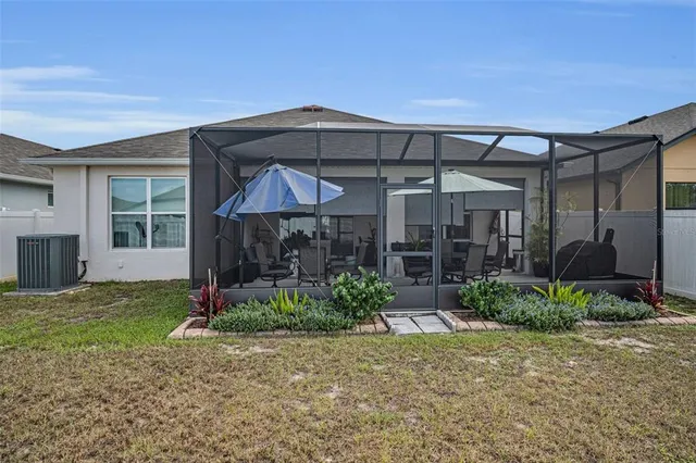 $370,000 | 944 Old Windsor Way, Spring Hill, FL 34609