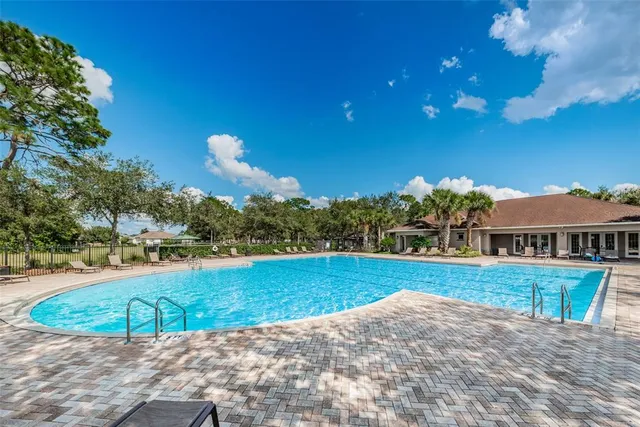 $370,000 | 944 Old Windsor Way, Spring Hill, FL 34609