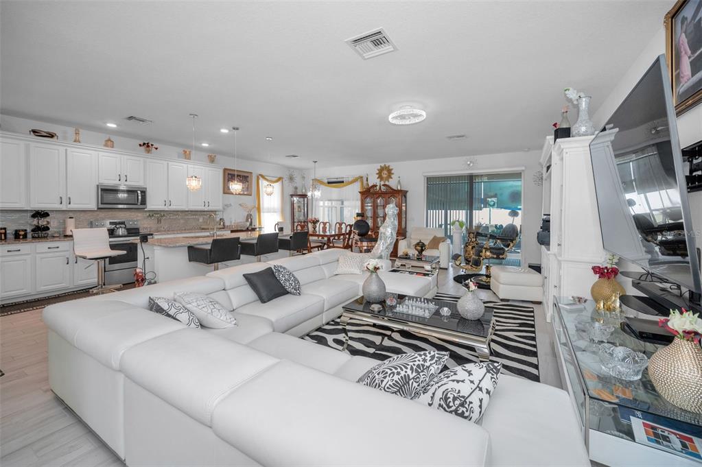 944 Old Windsor Way Spring Hill, FL 34609 - Photo 8 of 59