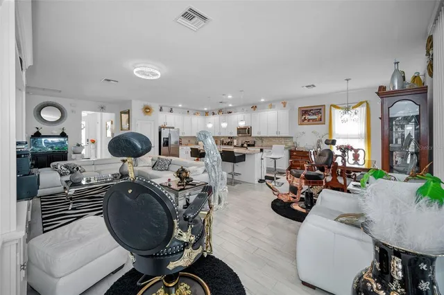 $370,000 | 944 Old Windsor Way, Spring Hill, FL 34609