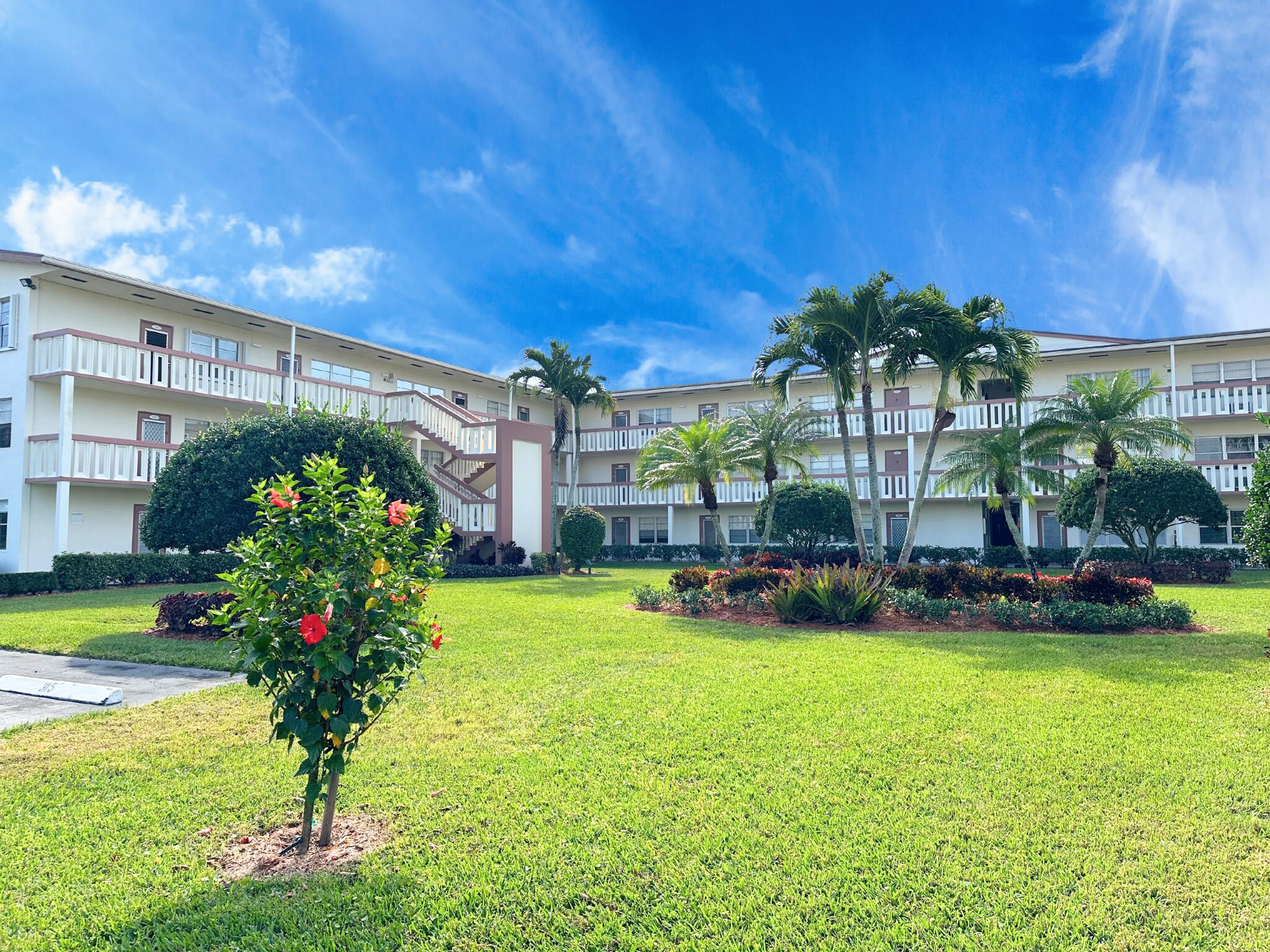 319 Preston H Boca Raton, FL 33434 - Photo 1 of 11 4