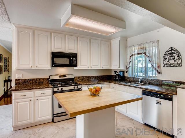 1526 Tarleton Street Spring Valley, CA 91977 - Photo 6 of 25 Gallery Image 6