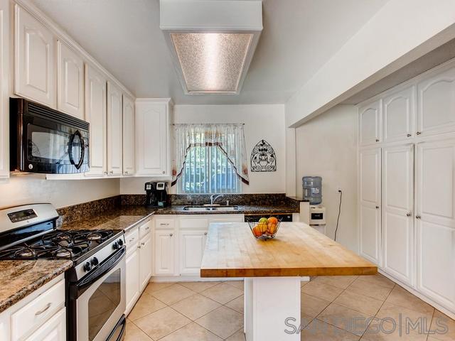 1526 Tarleton Street Spring Valley, CA 91977 - Photo 10 of 25 Gallery Image 10