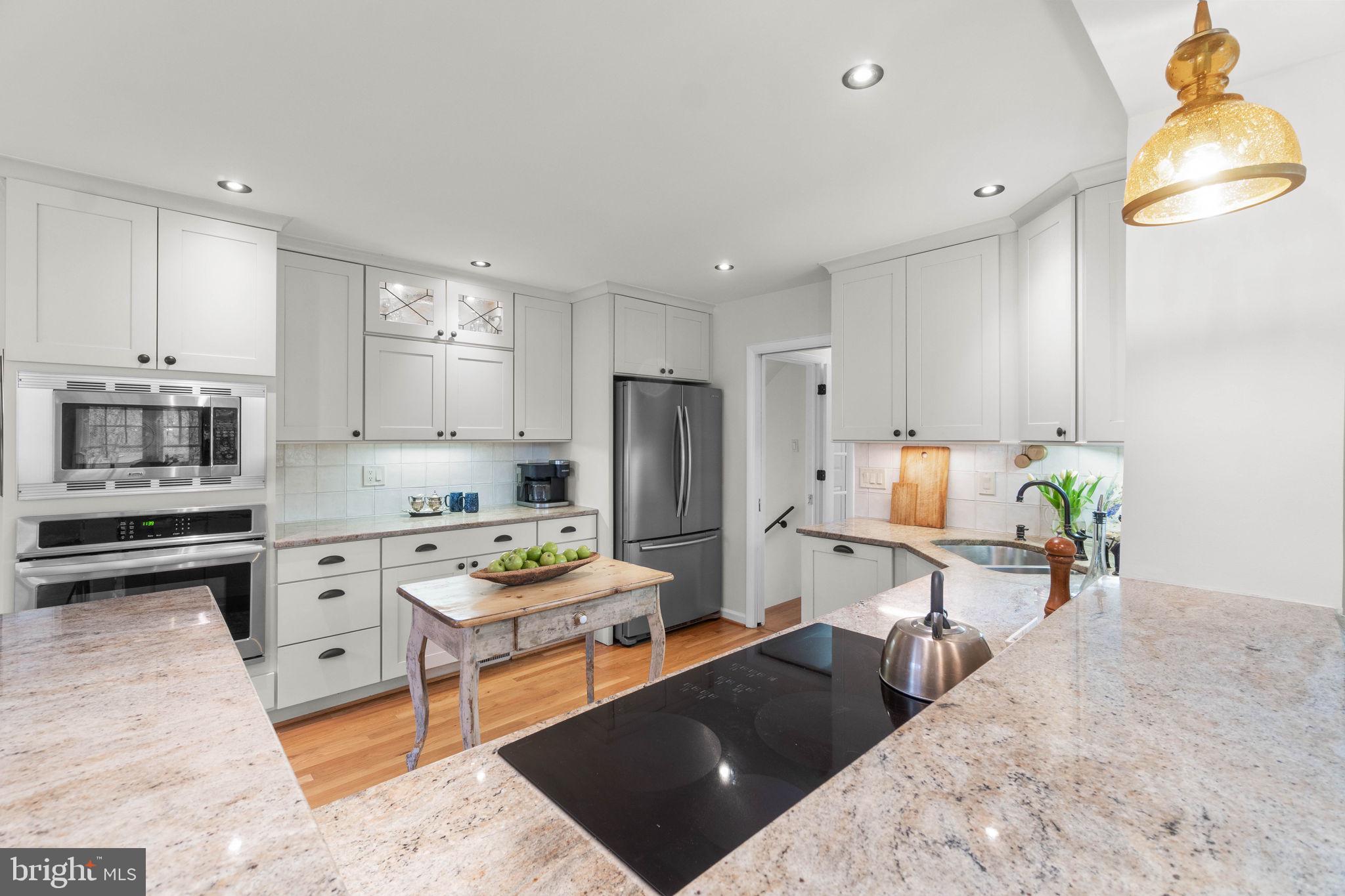3916 Keith Place Annandale, VA 22003 - Photo 14 of 65 Gourmet kitchen with induction cooktop