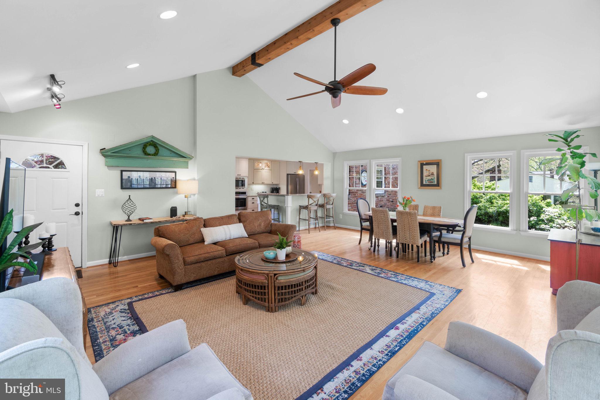 3916 Keith Place Annandale, VA 22003 - Photo 17 of 65 Perfect entertainment space