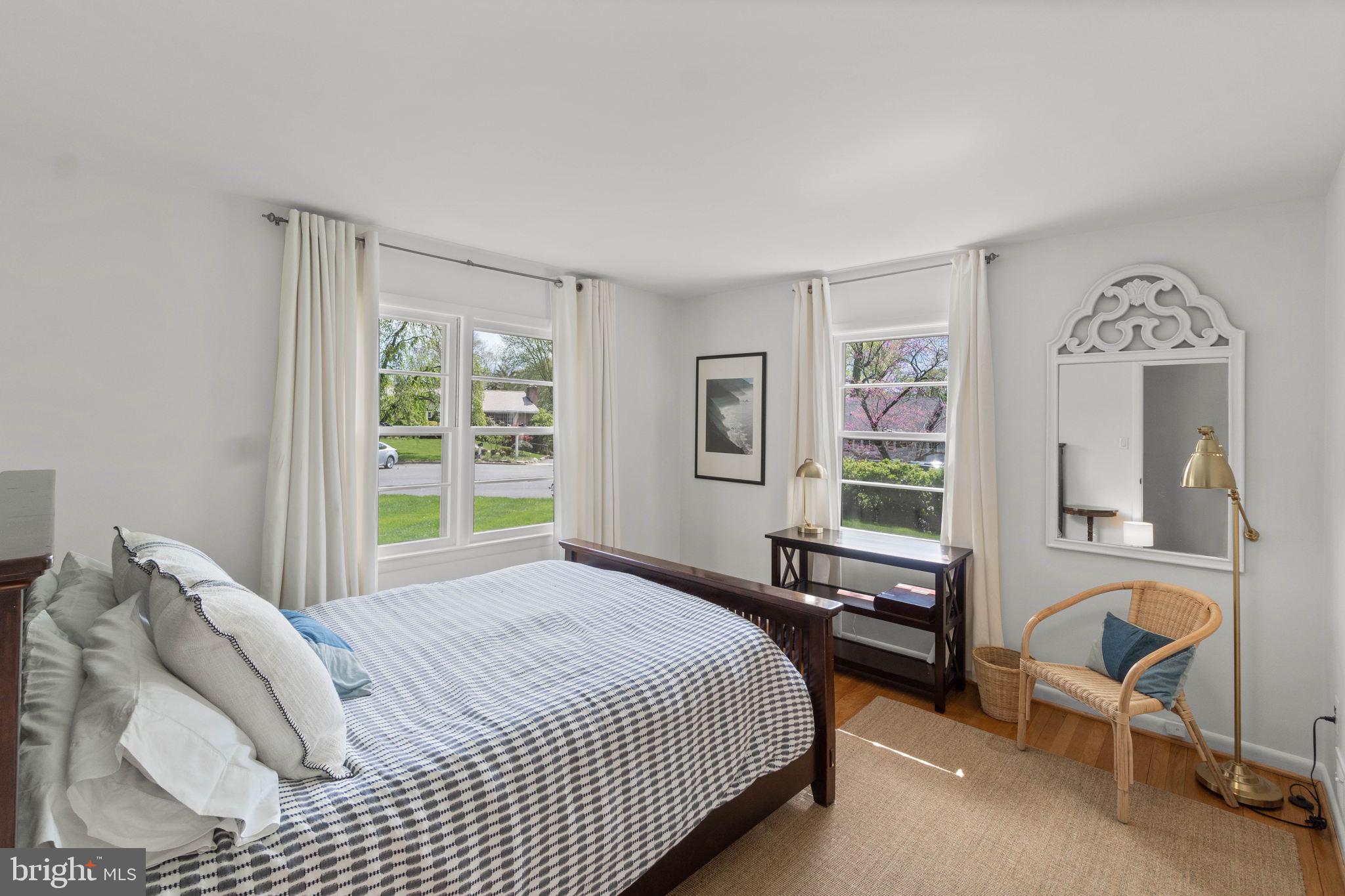 3916 Keith Place Annandale, VA 22003 - Photo 29 of 65 Second bedroom on main level