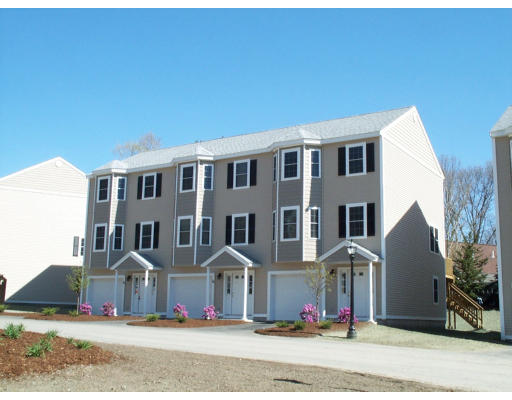 262 Littleton Road, Unit 7 Chelmsford, MA 01824 - Photo 1 of 3