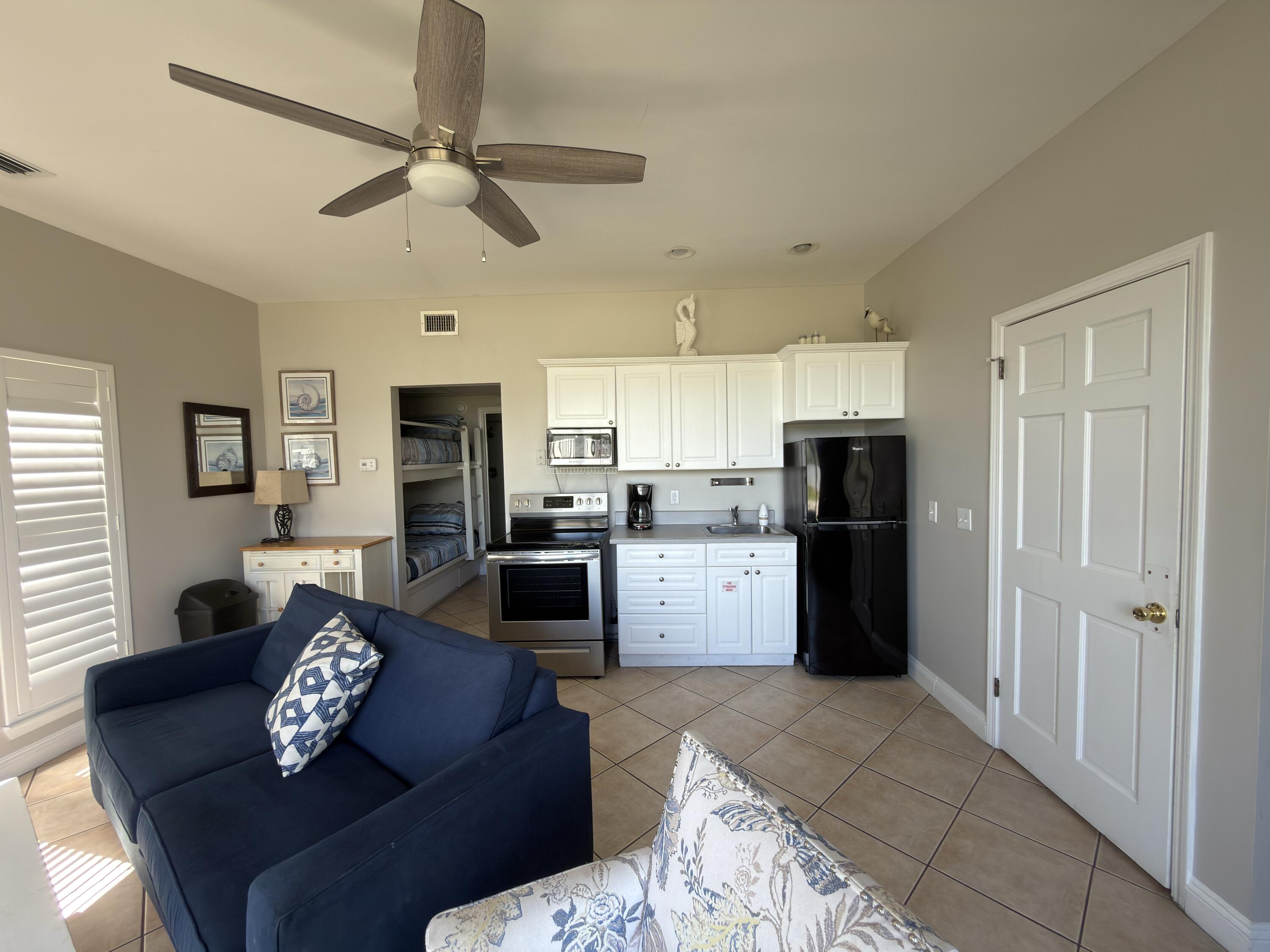 69 Crystal Beach Drive, Unit 8 Destin, FL 32541 - Photo 4 of 24 IMG_8637
