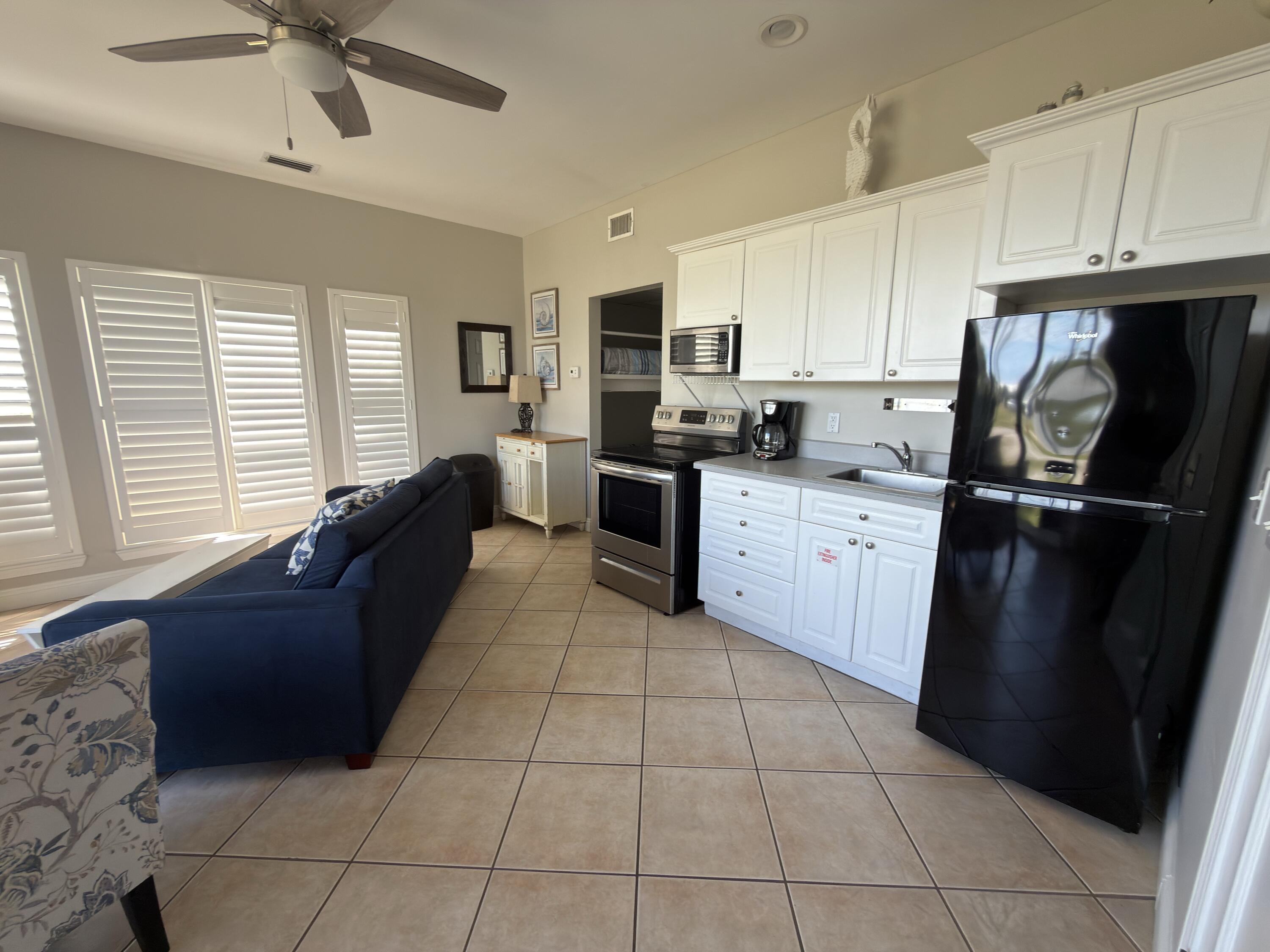 69 Crystal Beach Drive, Unit 8 Destin, FL 32541 - Photo 6 of 24 IMG_8639