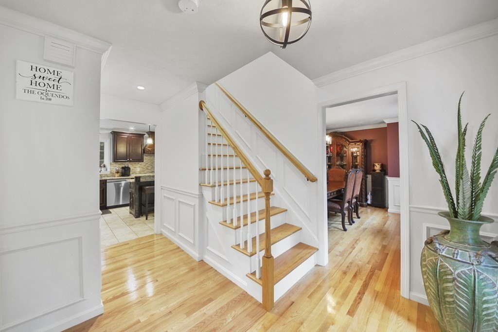 112 Main Street Rutland, MA 01543 - Photo 4 of 41