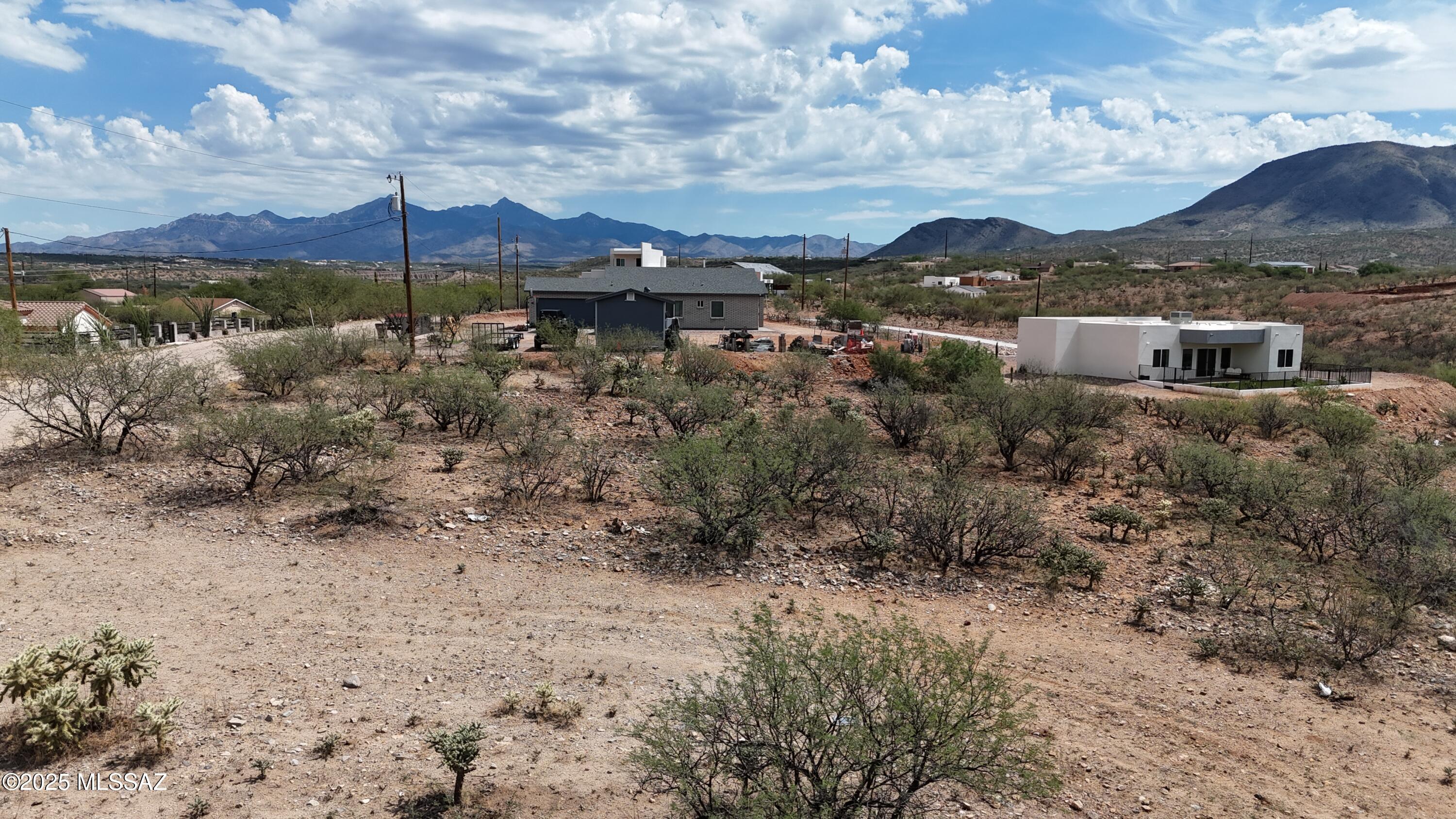 1716 Circulo Bahia, Unit 34 Rio Rico, AZ 85648 - Photo 1 of 10