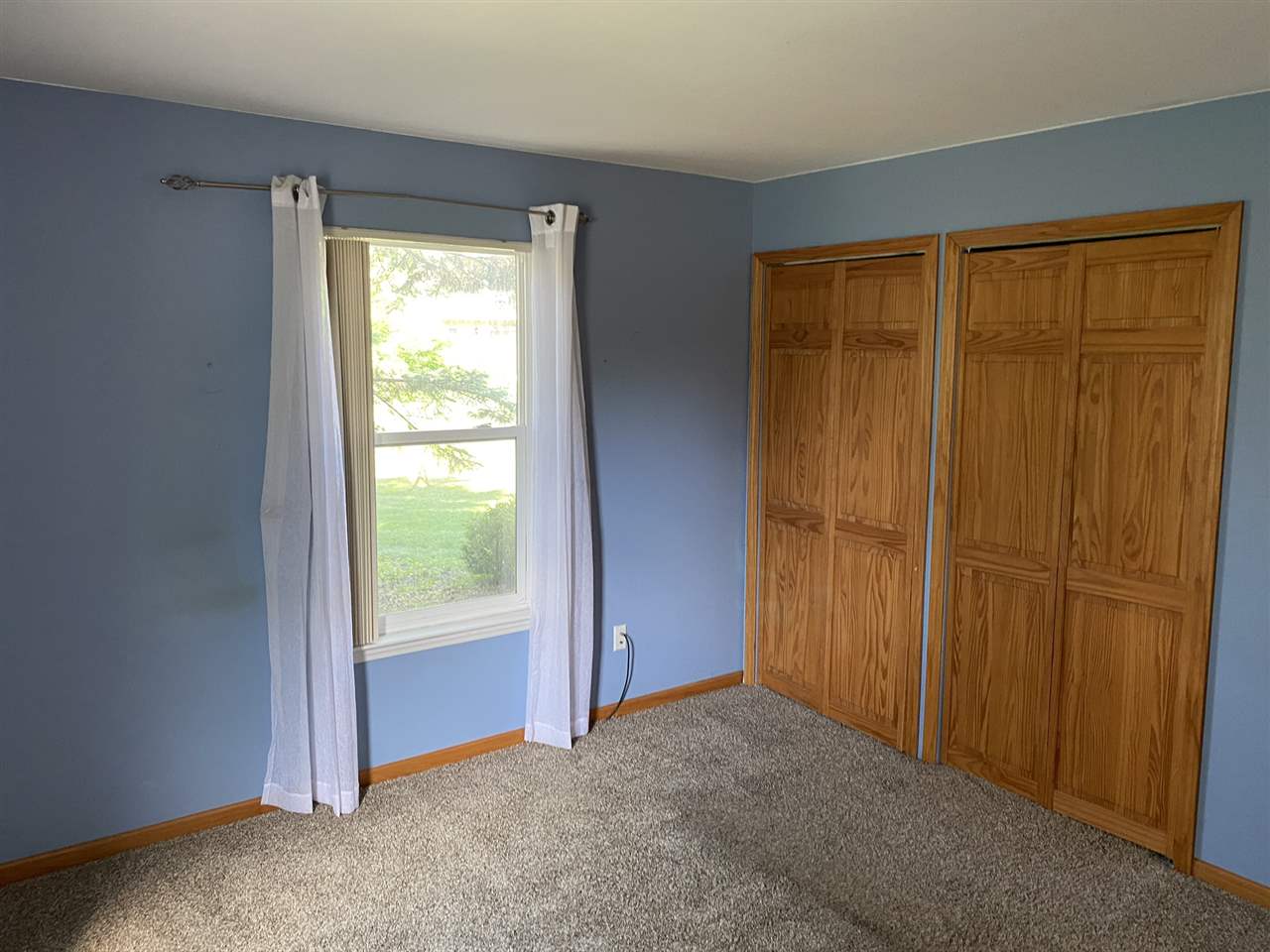 1574 O'Neil Circle Rochester, MI 48307 - Photo 9 of 20 Master Closets