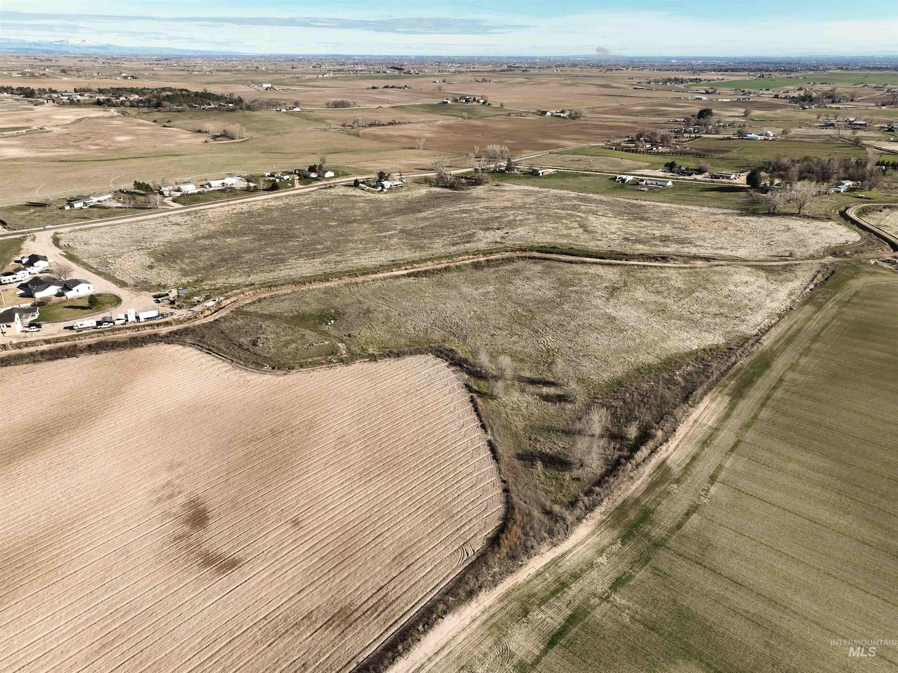 28677 Farmway Road Caldwell, ID 83607 - Photo 11 of 16 Gallery Image 11