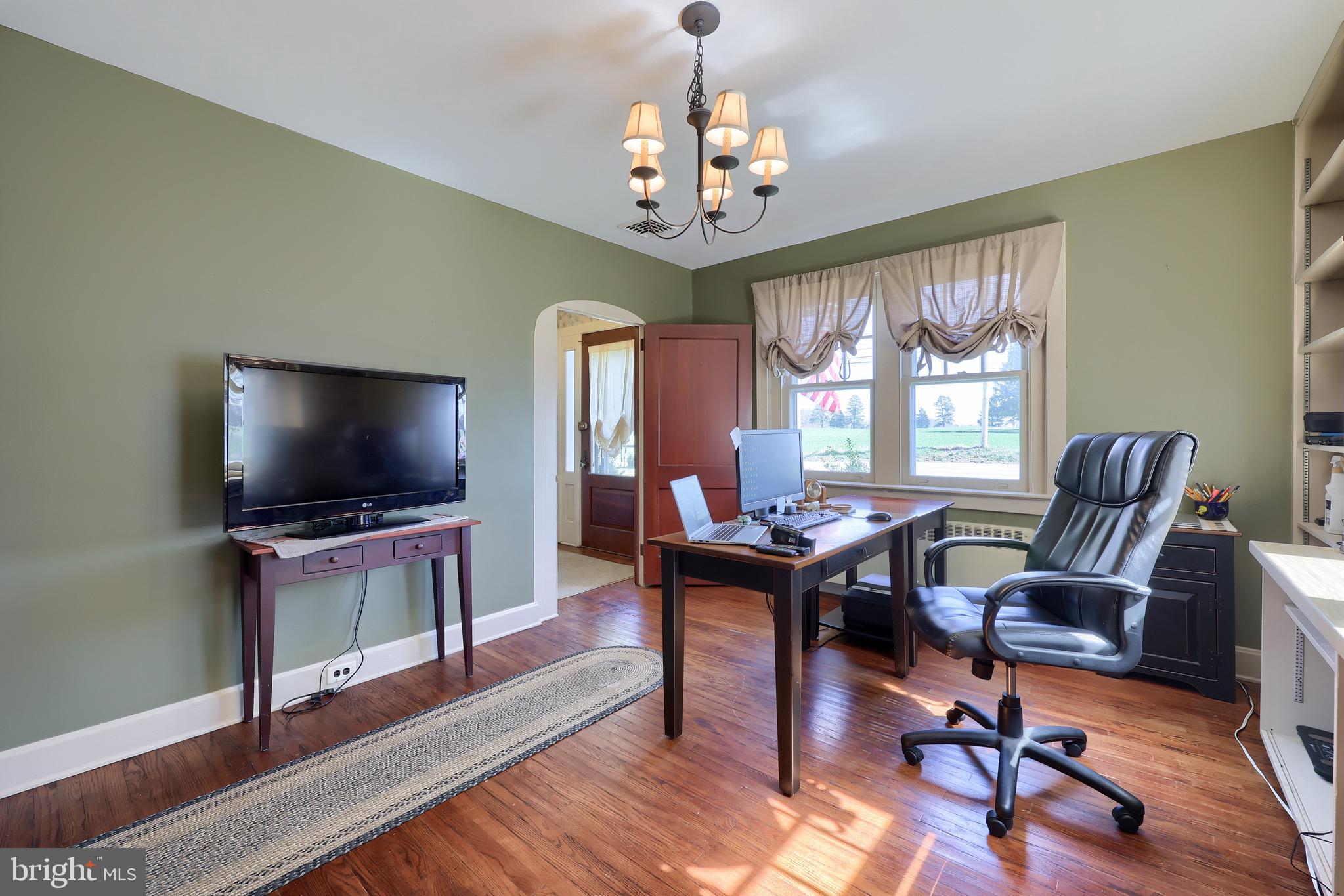 288 Central Manor Road Mountville, PA 17554 - Photo 13 of 35