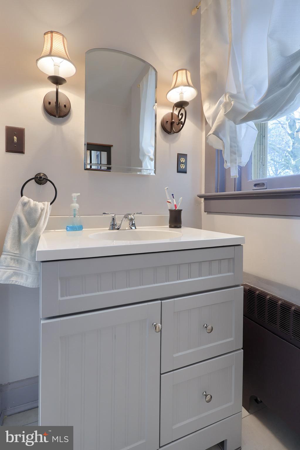 288 Central Manor Road Mountville, PA 17554 - Photo 15 of 35 First Floor Half Bath