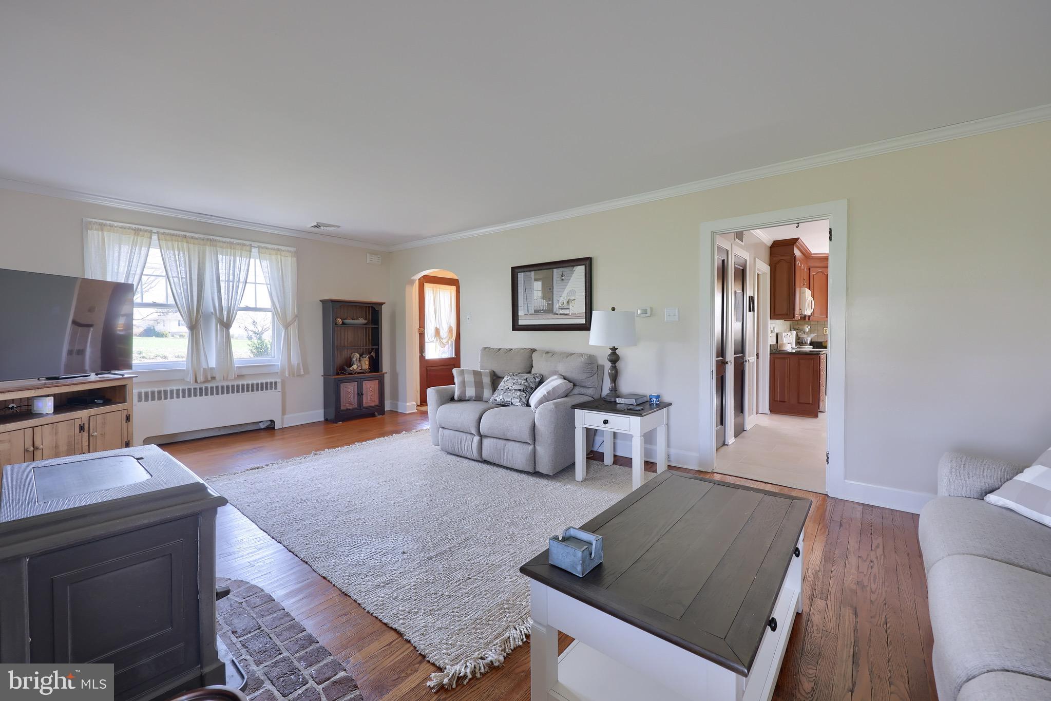 288 Central Manor Road Mountville, PA 17554 - Photo 4 of 35