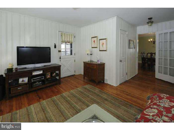 228 Berkeley Road Glenside, PA 19038 - Photo 9 of 21 Gallery Image 9