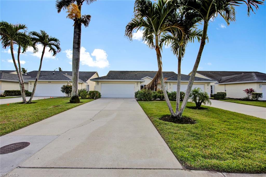 2912 West Crown Pointe Boulevard, Unit 141 Naples, FL 34112 - Photo 2 of 32