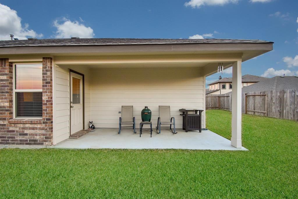 8127 Gambrel Way Rosharon, TX 77583 - Photo 14 of 17