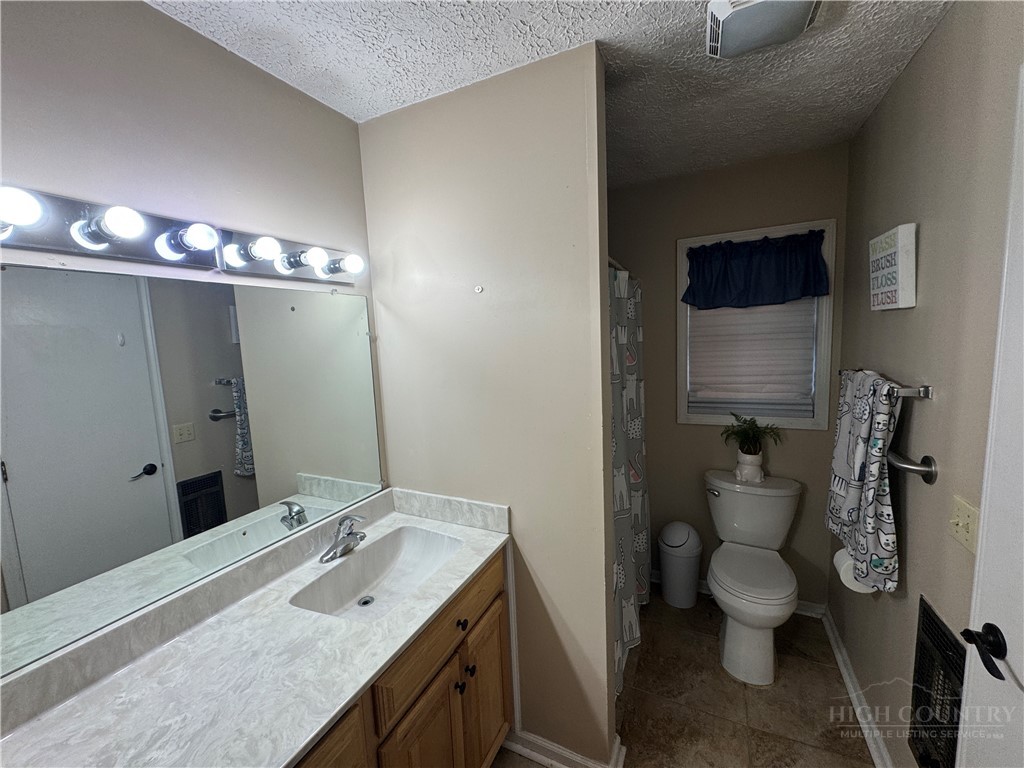 36 Larkspur Road Newland, NC 28657 - Photo 15 of 36