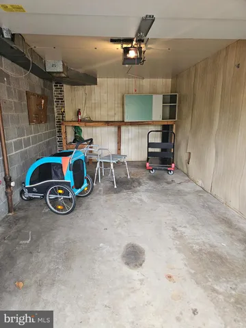 $230,000 | 28 Club Lane, Reading, PA 19607