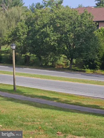 $230,000 | 28 Club Lane, Reading, PA 19607