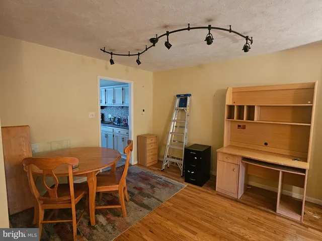 $230,000 | 28 Club Lane, Reading, PA 19607