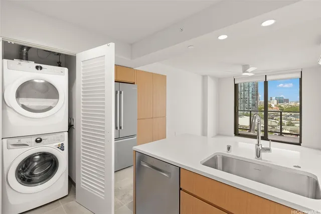 $3,200 | 1388 Kapiolani Boulevard, Unit 1104, Honolulu, HI 96814