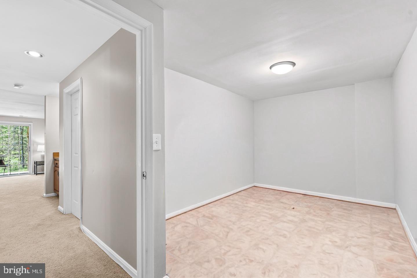 8939 Park Forest Drive Springfield, VA 22152 - Photo 31 of 36