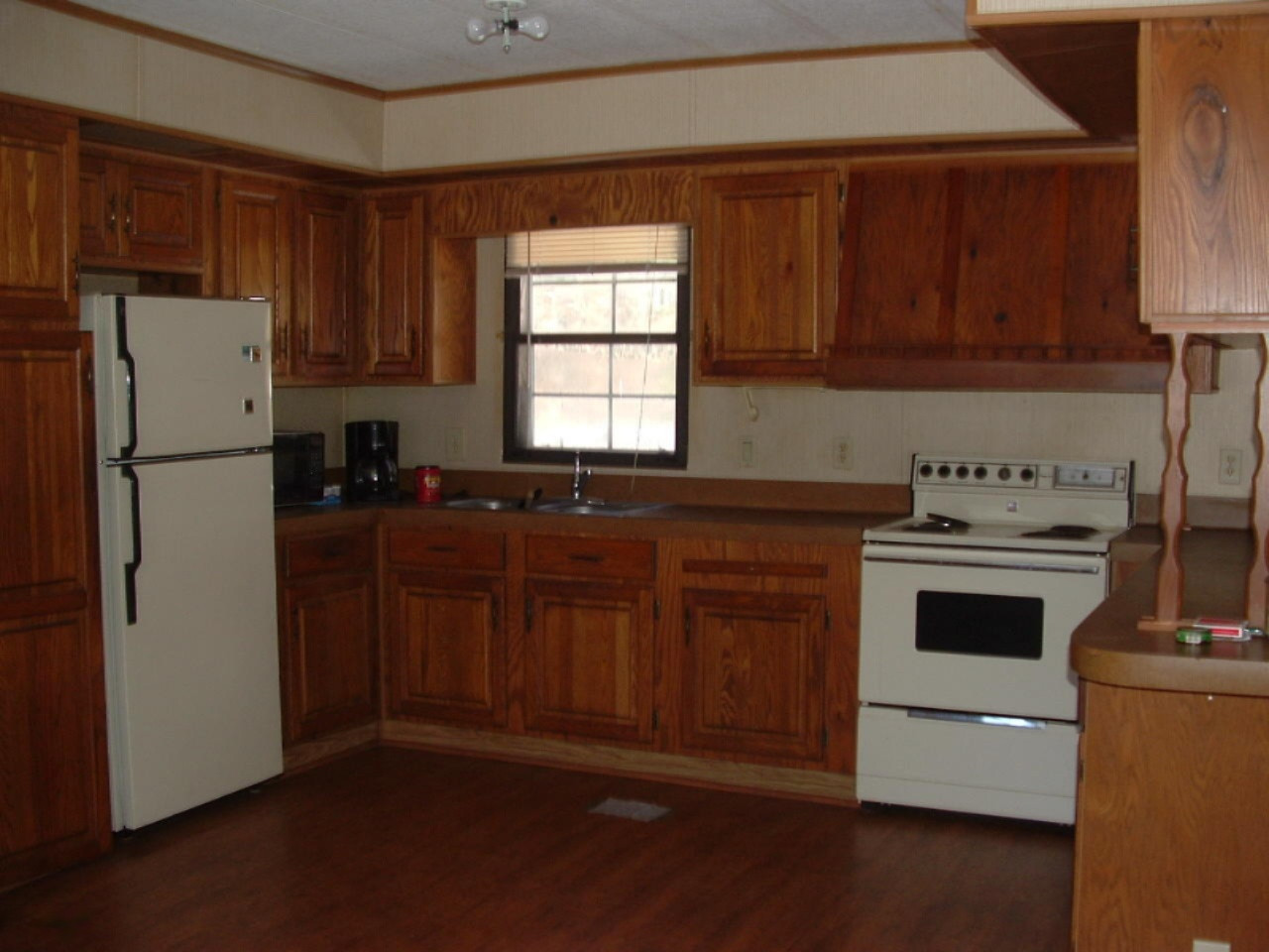 11199 North Forman Road Irons, MI 49644 - Photo 8 of 20 Kitchen