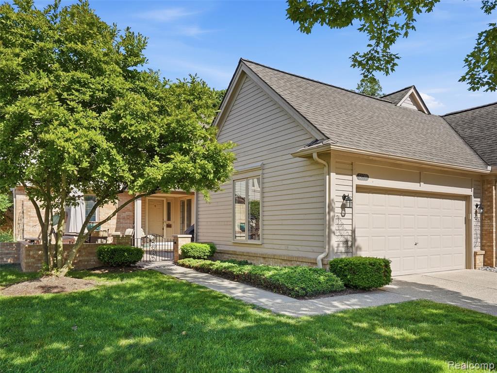 52088 Southview Ridge Macomb, MI 48042 - Photo 43 of 49