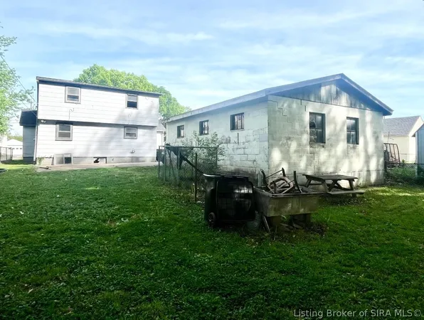 $116,000 | 1416 East 9th Street, Jeffersonville, IN 47130