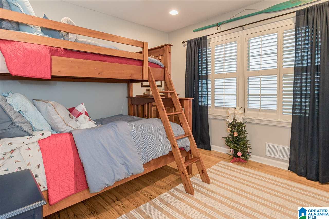 1215 Irving Road Birmingham, AL 35209 - Photo 29 of 48