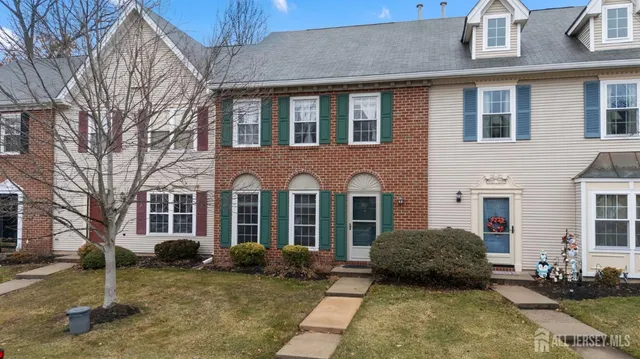 $3,000 | 403 Red Crest Lane, Somerville, NJ 08876