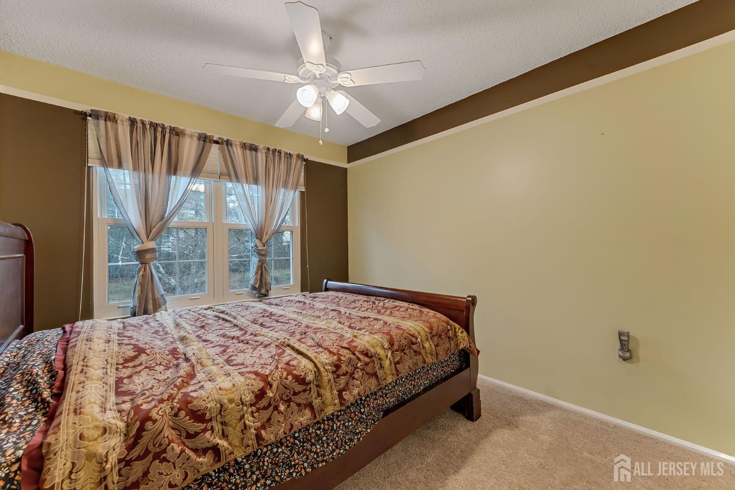 403 Red Crest Lane Somerville, NJ 08876 - Photo 24 of 32