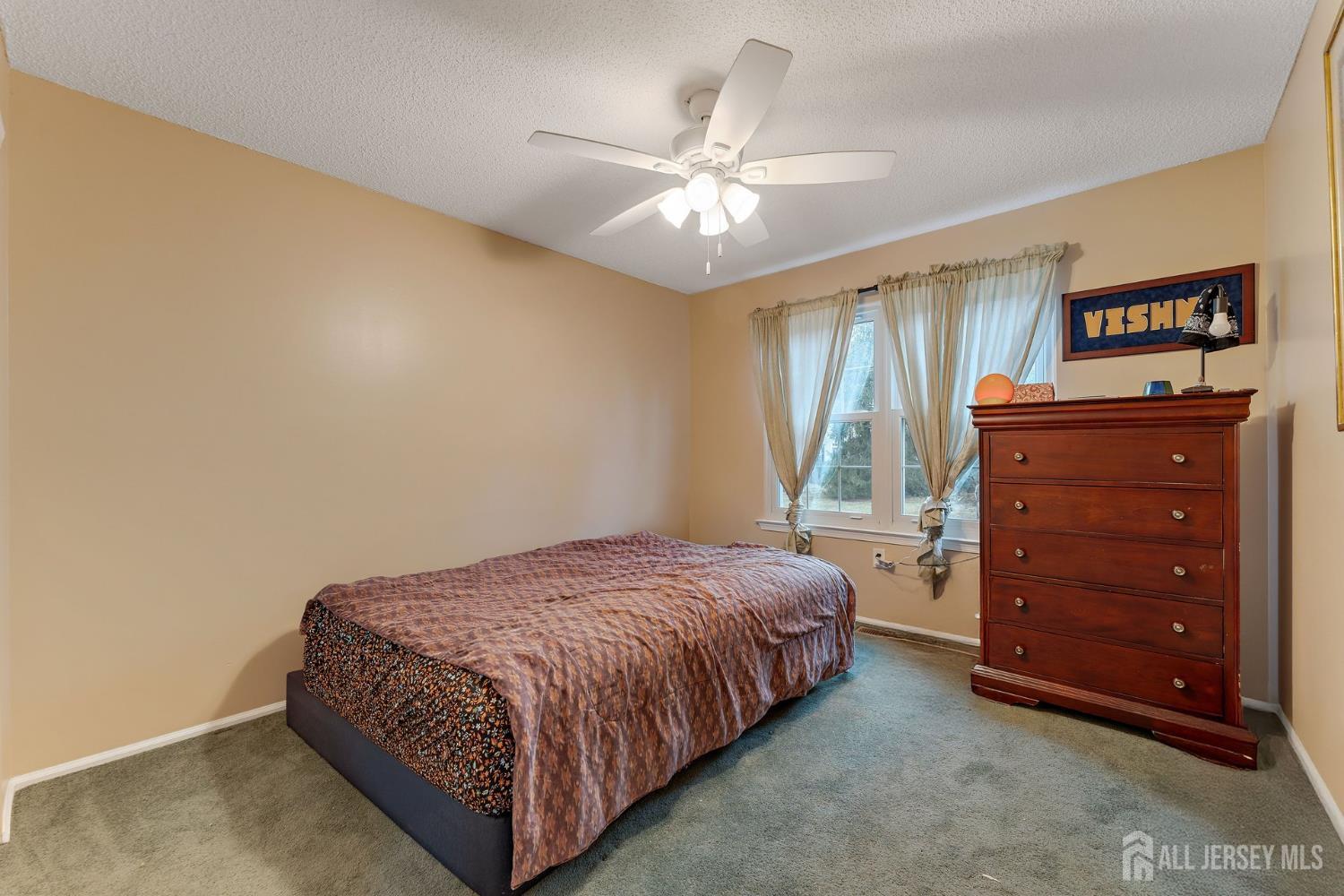 403 Red Crest Lane Somerville, NJ 08876 - Photo 25 of 32