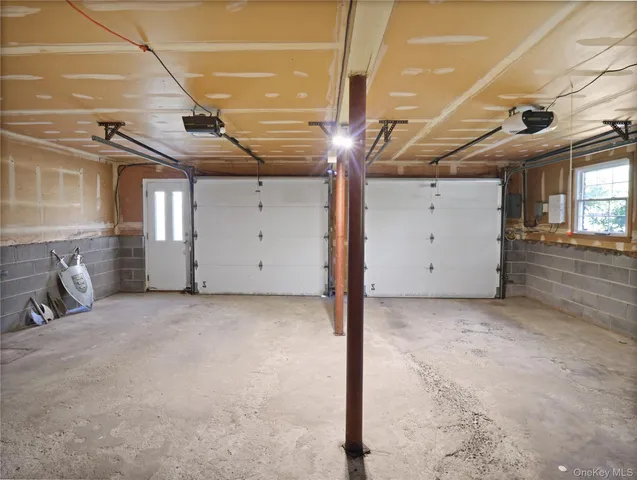 a view of a back yard of the house